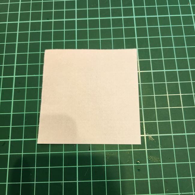 折り紙でミッフィーのしおりの簡単な作り方折り方②からだ(1)