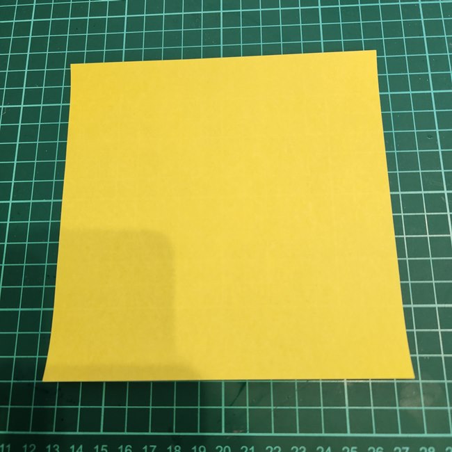 サンダースの折り紙は簡単！準備するもの1