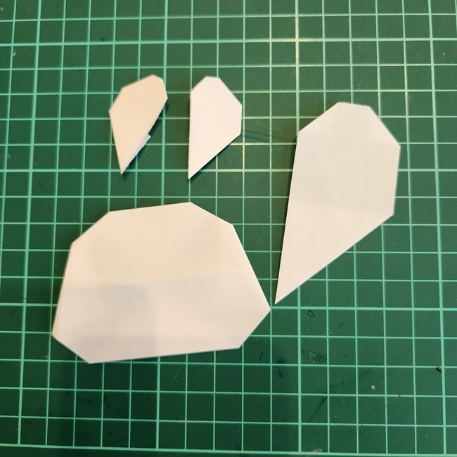 ちいかわ モモンガの折り紙の折り方作り方④貼り合わせ(1)