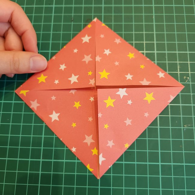 折り紙でちいかわのキャラクターのメダルの作り方折り方②完成(4)