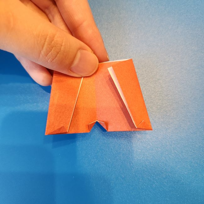ロイの折り紙の簡単な折り方作り方⑤ズボン(8)