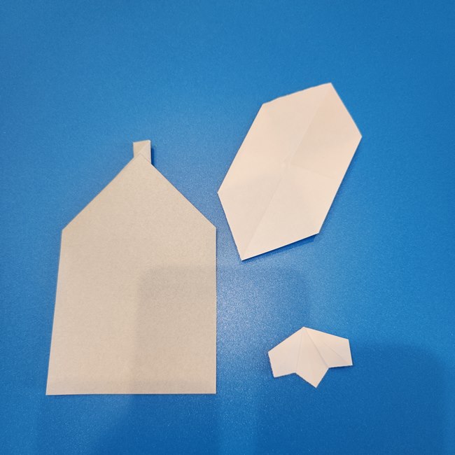 リコのペンダントの折り紙 簡単な折り方作り方④貼り合わせ(1)