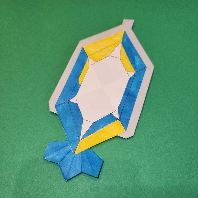 リコのペンダントの折り紙 簡単な折り方作り方④貼り合わせ(11)