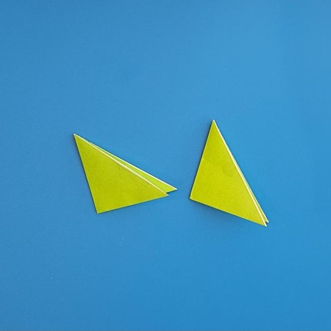 ニャローテの折り紙の簡単な折り方作り方②耳(4)