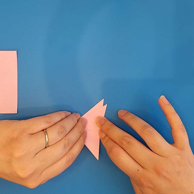 ポケモン ラッキーの折り紙の簡単な折り方作り方②耳(8)