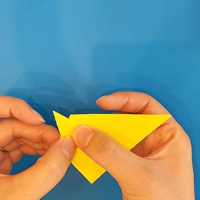ゴルダックの折り紙の簡単な折り方作り方③くちばし(5)