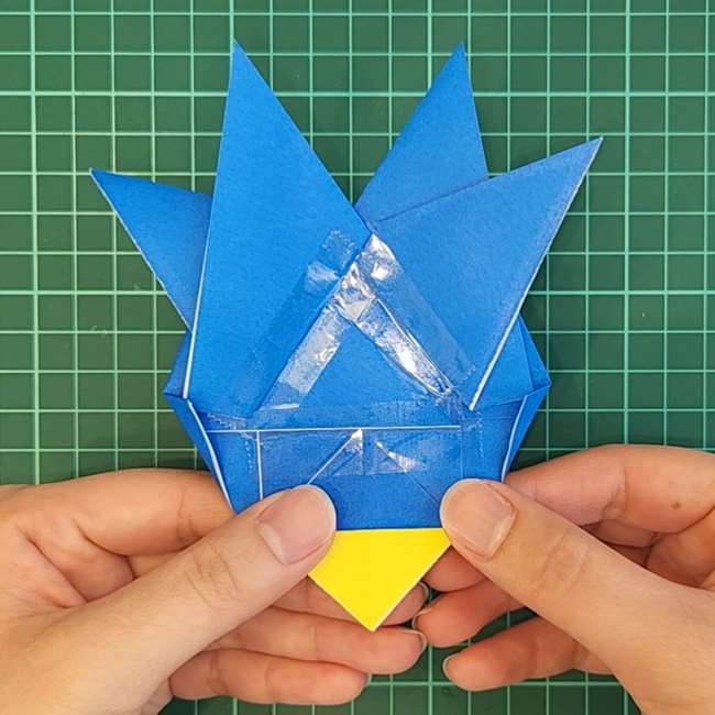 ゴルダックの折り紙の簡単な折り方作り方④貼り合わせ(7)