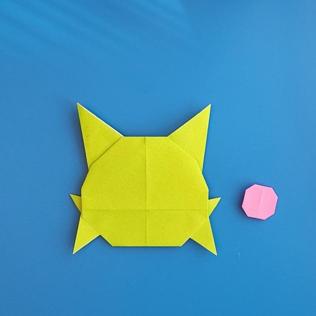 ニャローテの折り紙の簡単な折り方作り方⑤貼り合わせ(3)