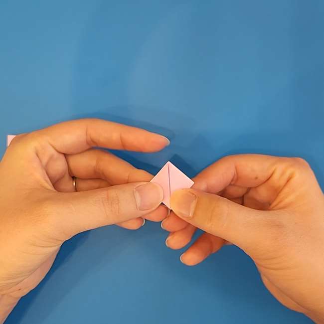 ポケモン ラッキーの折り紙の簡単な折り方作り方③卵と足(17)